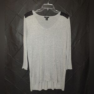 Gray V-Neck Top with Black Accents